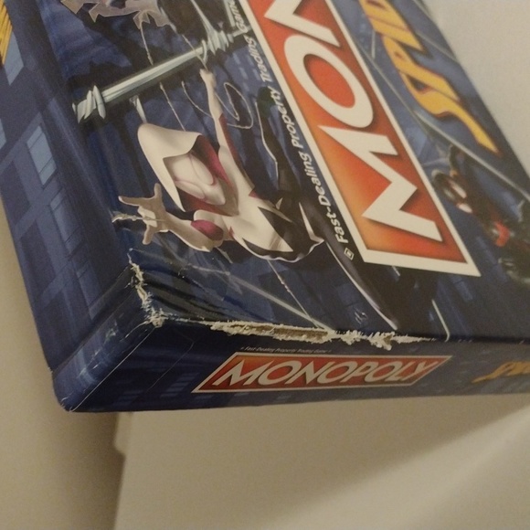 Monopoly marvel Spiderman edition board game new - Picture 4 of 10